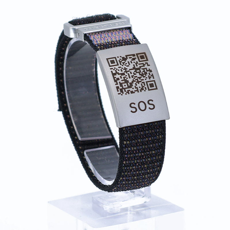 SOS Emergency Wristband Textile Black/Pink with QR Code & Swiss Data Platform