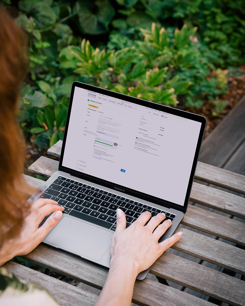 Computer%20Laptop%20Mockup%20Garden02.png